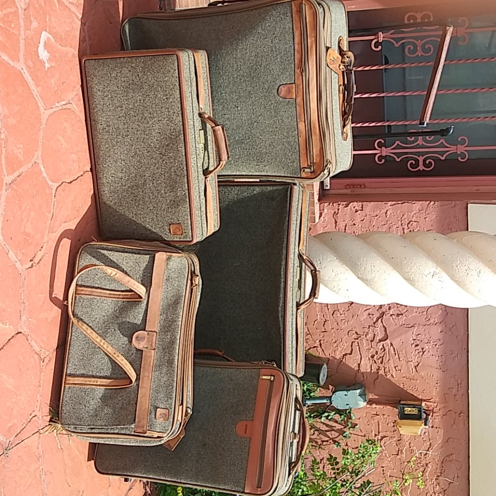 HARTMANN  TWEED LUGGAGE VINTAGE